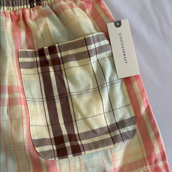 LYREBIRD PLAID PULL ON SHORTS- small NWT - Picture 3 of 5